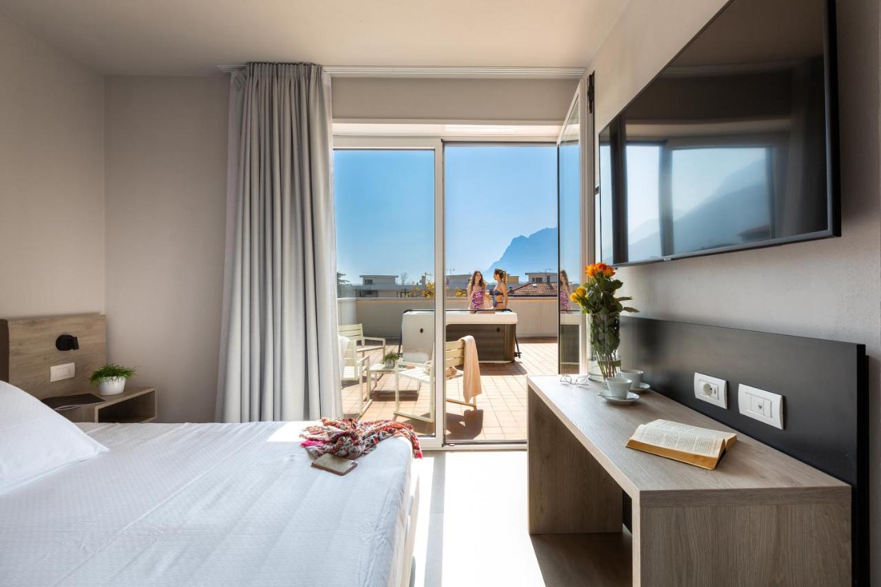 Goti Hotel Torbole Sul Garda Εξωτερικό φωτογραφία